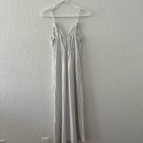 Urban Romantics dress size M - Picture 9 of 12